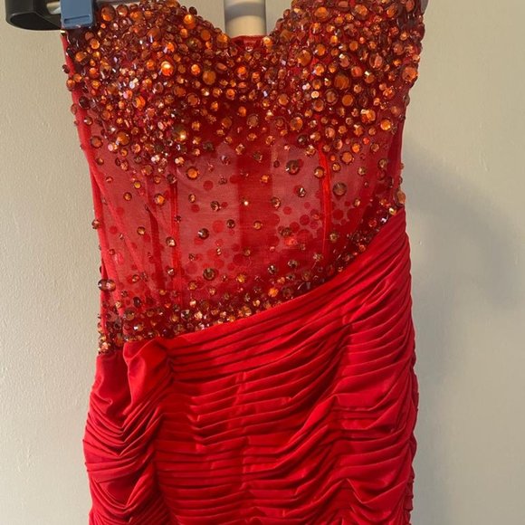 Jovani Red Mini Dress with Crystals Size 4 party birthday homecoming event - Picture 2 of 10